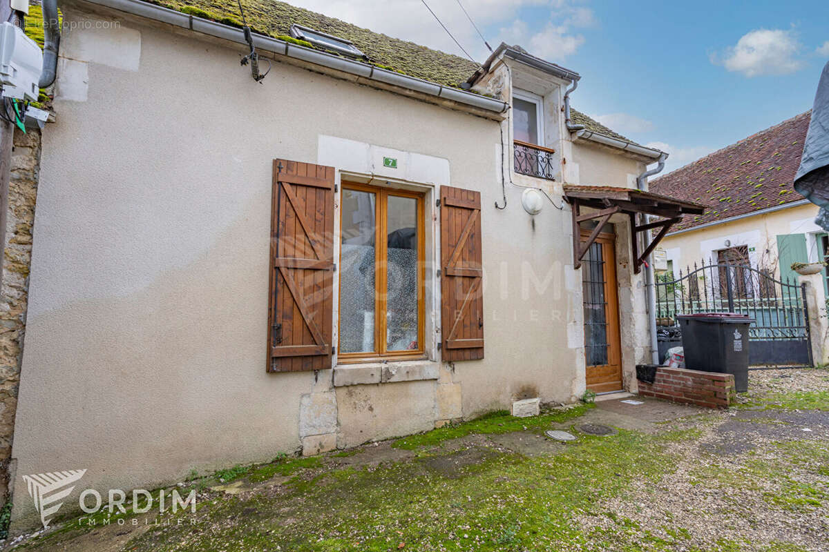 Maison à OUANNE