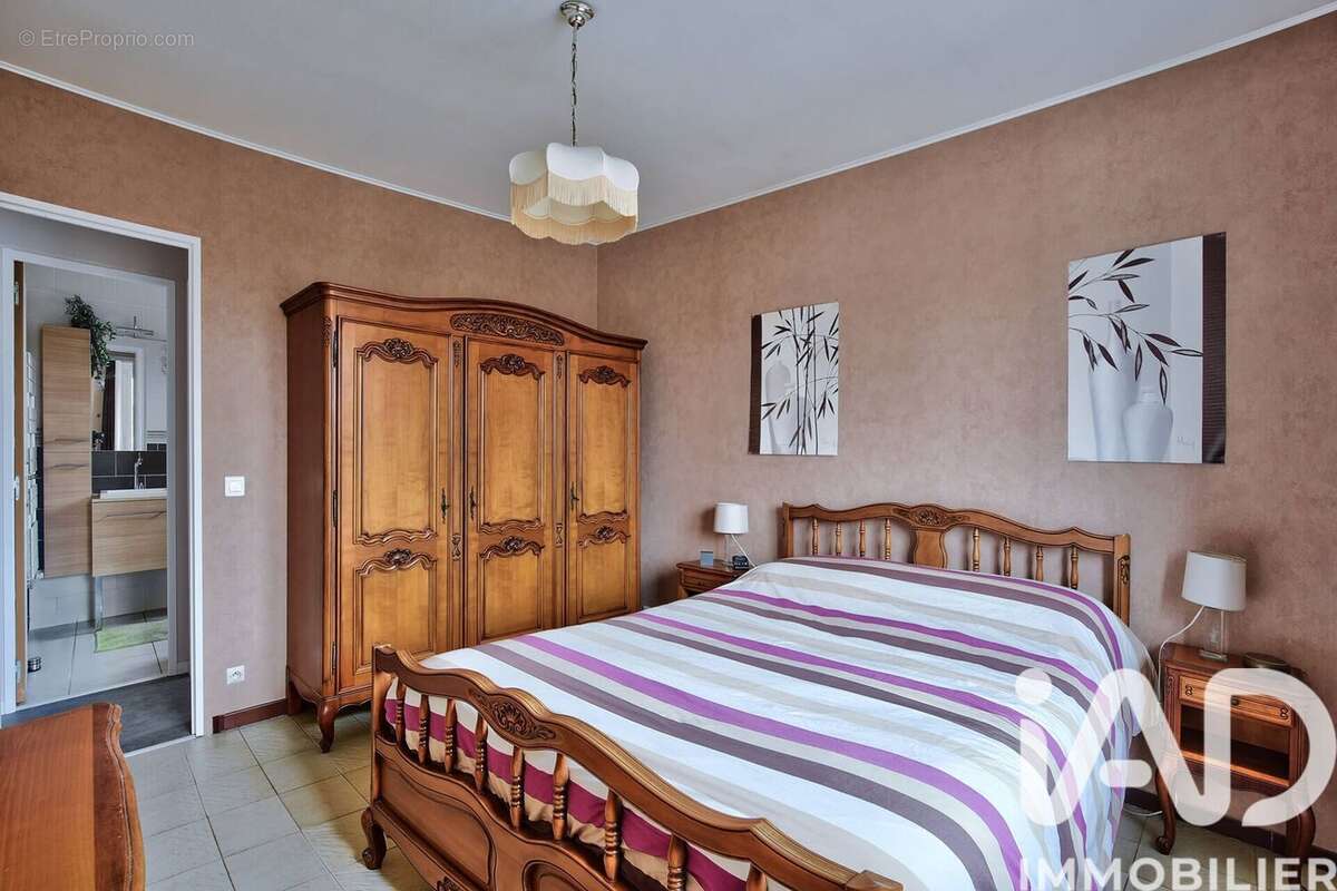 Photo 7 - Maison à MEYZIEU