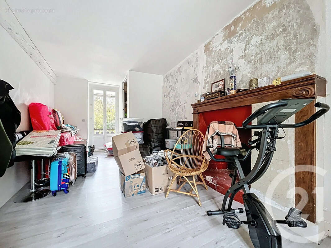 Maison à DONNEMARIE-DONTILLY