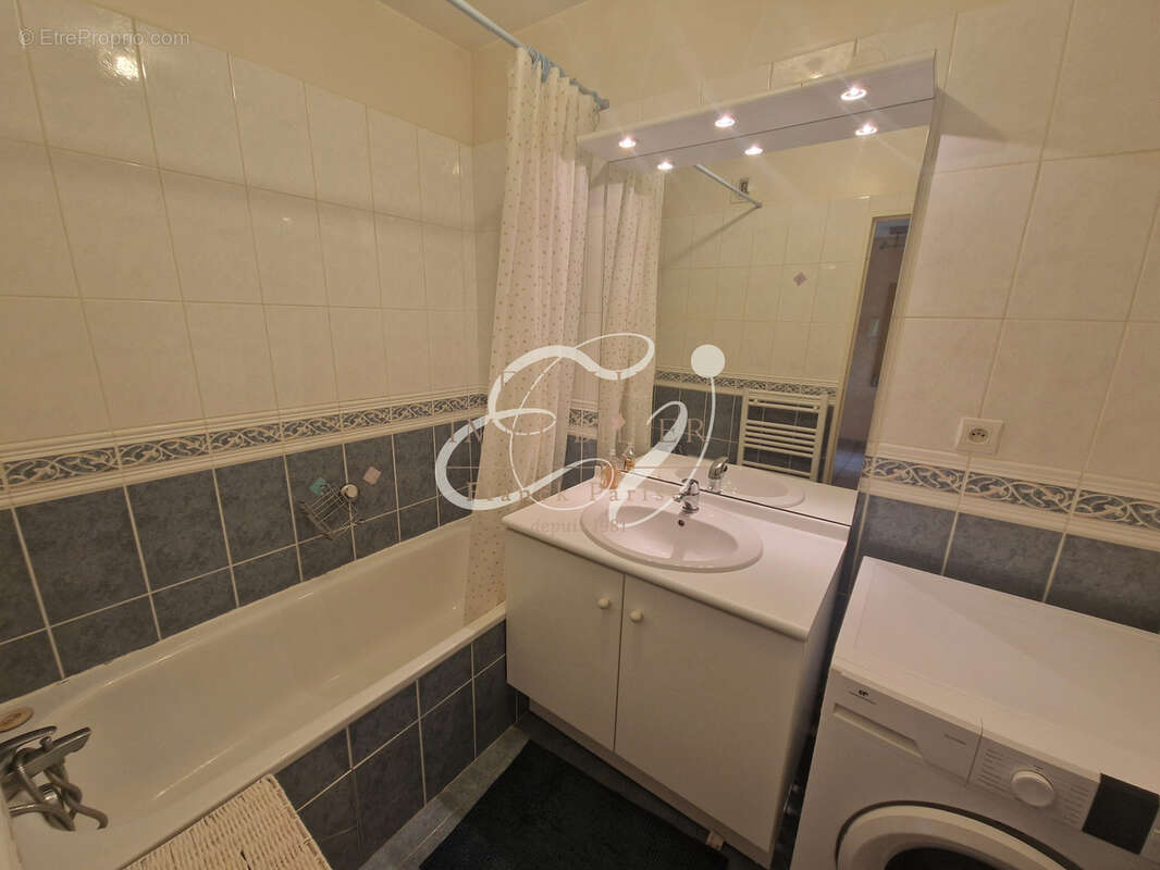 Location ecully 69130 appartement 2 pieces balcon residence piscine parc garage cave - photo 6