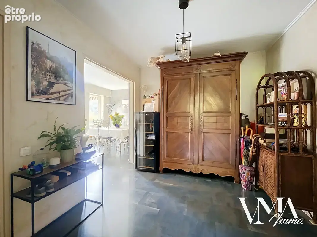 Appartement T5 de 118 m2 Climatisé avec balcon Sud-Ouest, vue dégagée et parking - photo 6