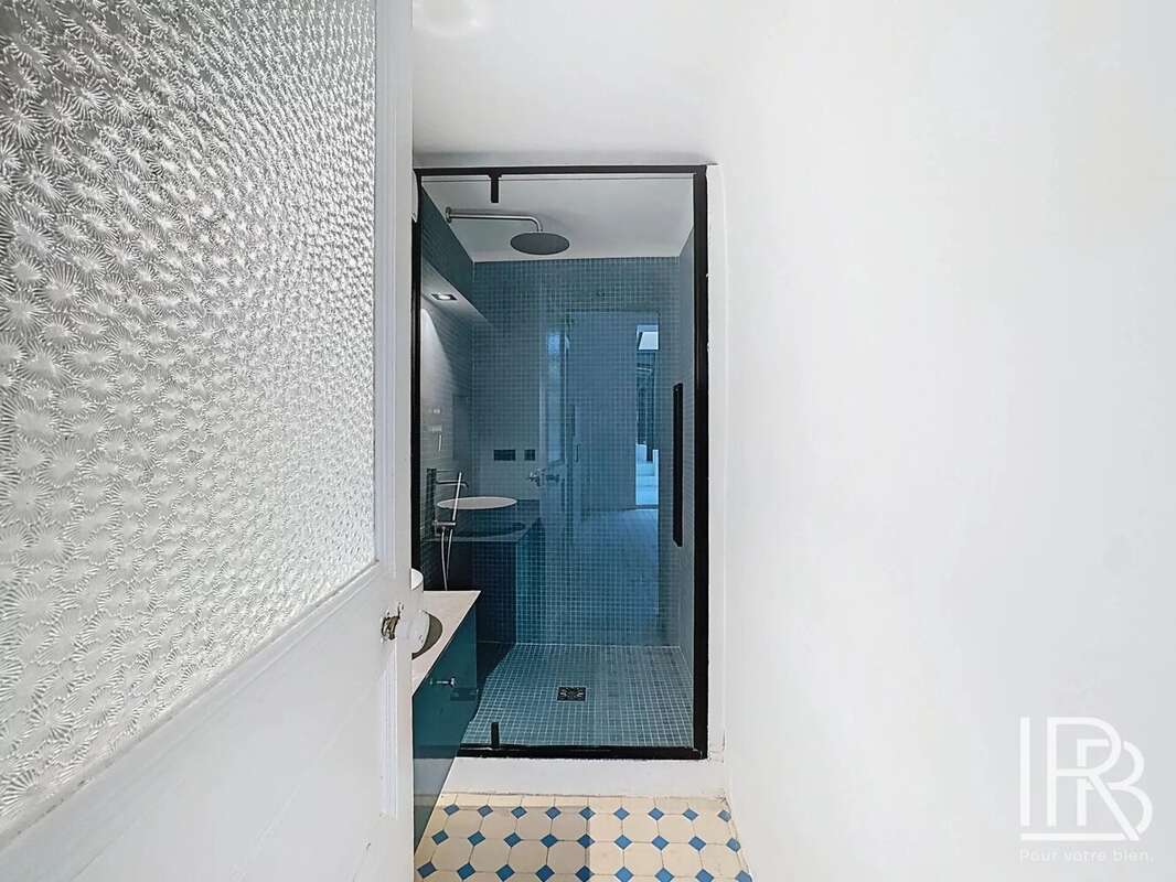 Appartement à MARSEILLE-1E