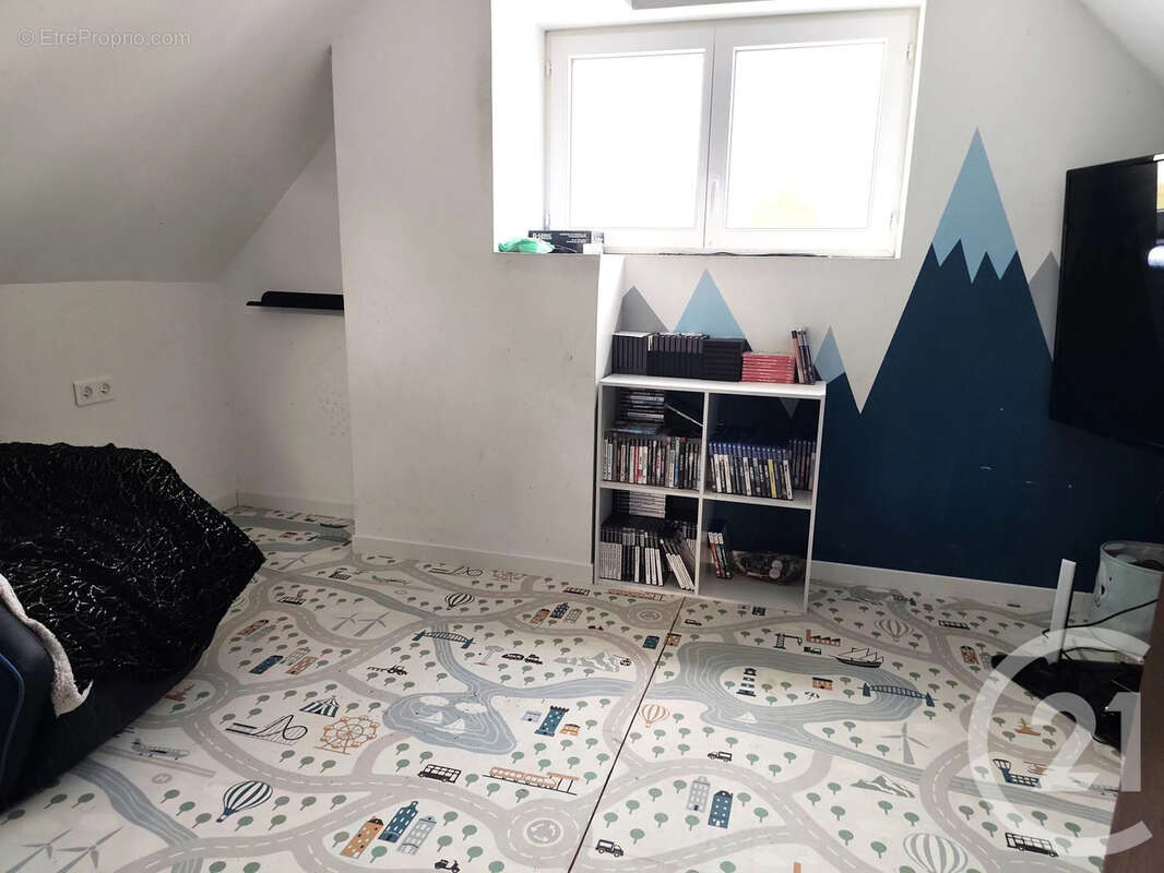 Maison à FOLLEVILLE