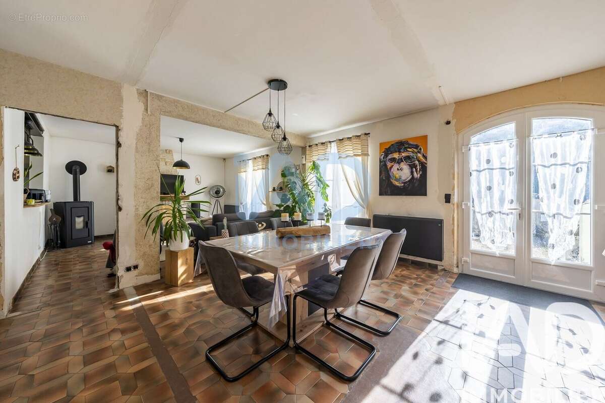 Photo 3 - Maison à VILLECERF