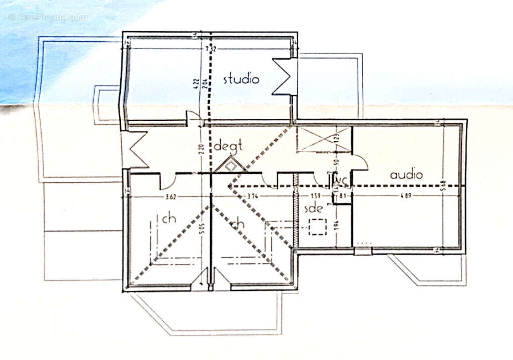 Maison à SURZUR