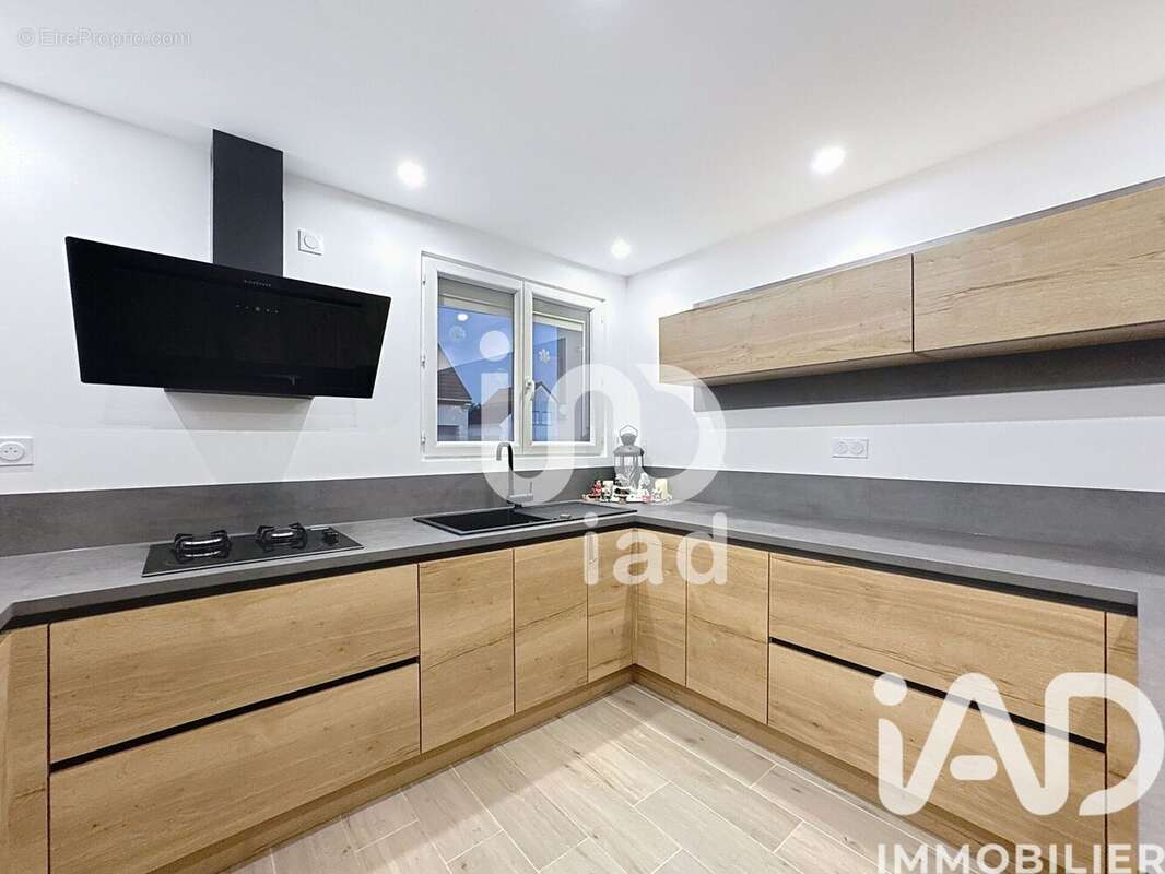 Photo 3 - Maison à CORBEIL-ESSONNES