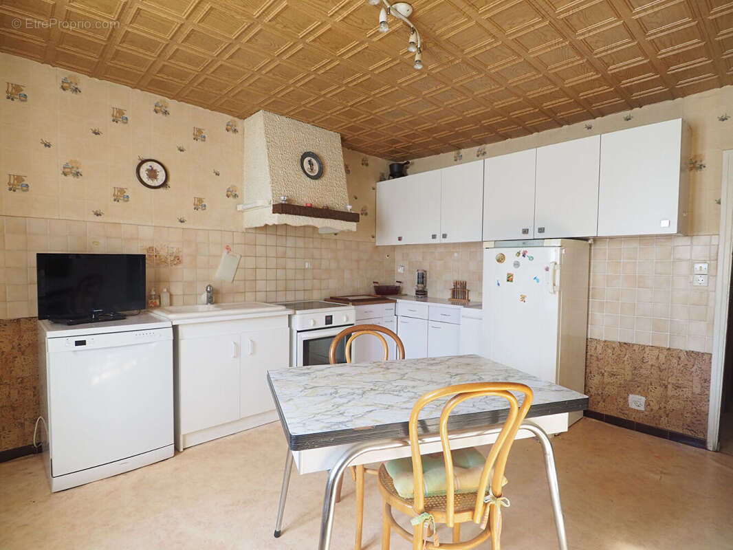 Maison à CHARMES