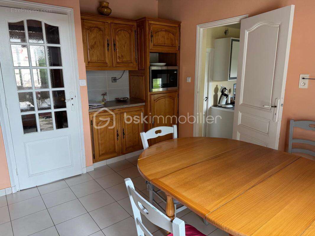 Maison à SAINT-VINCENT-JALMOUTIERS