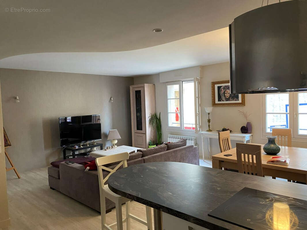 Appartement à LAVAL