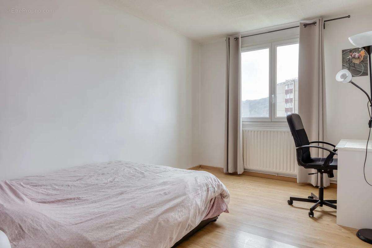 Appartement à DARNETAL