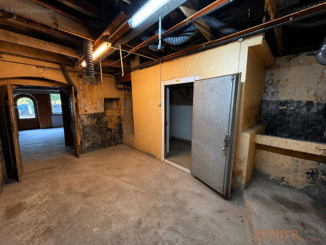 Appartement à L'ARBRESLE