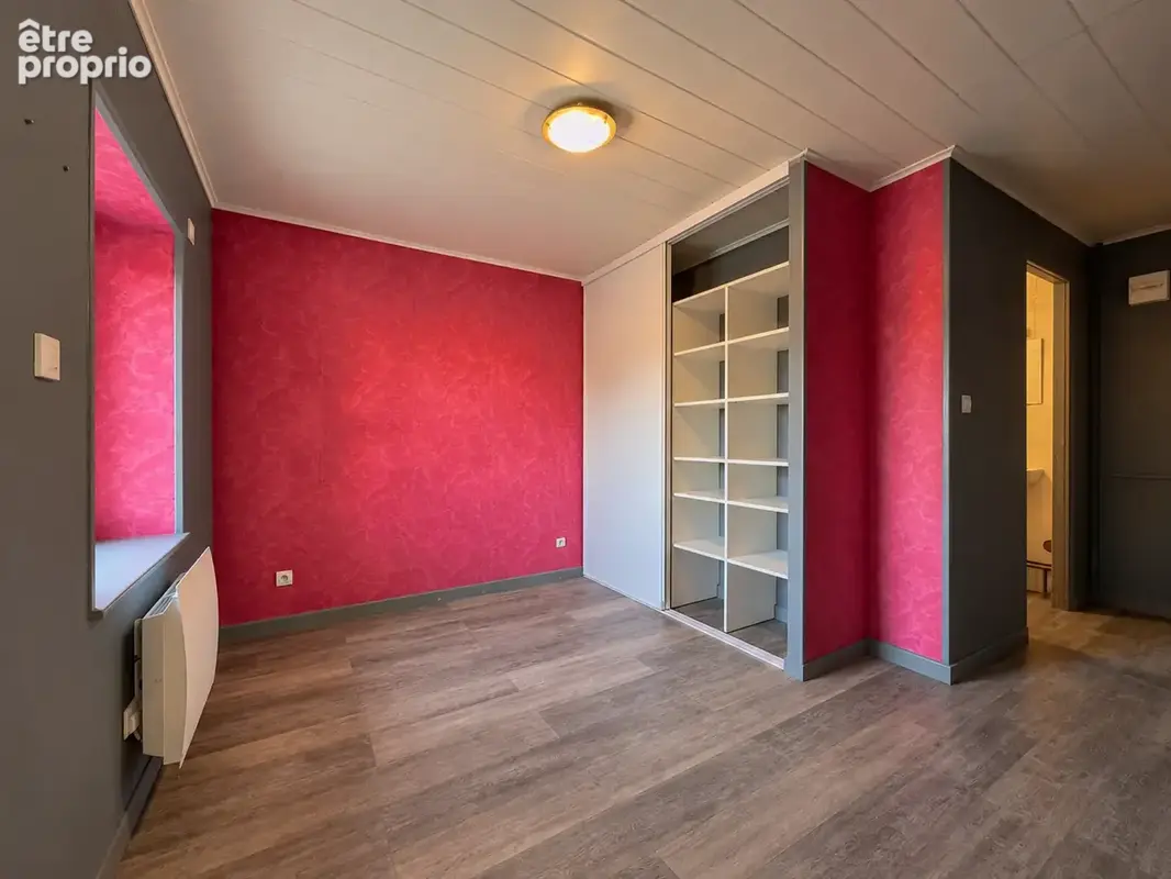 Maison plain-pied avec grenier aménageable - grandes dépendances - CONDEISSIAT - photo 6
