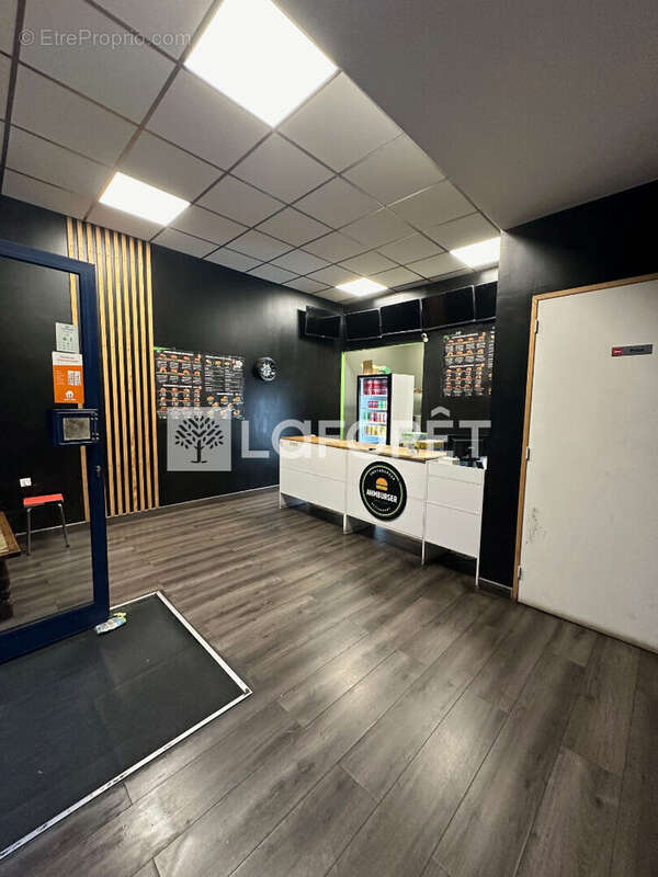 Commerce à CORBEIL-ESSONNES