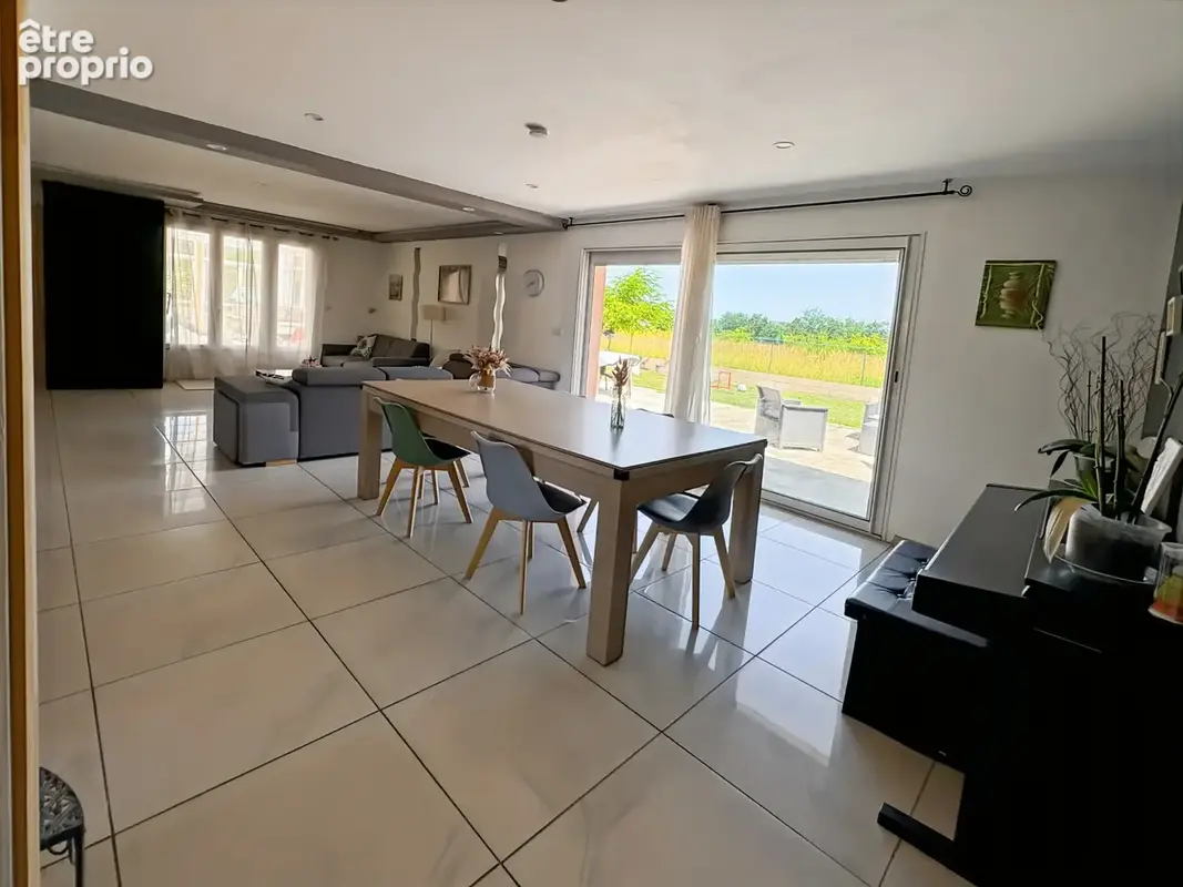 Piscine intérieure chauffée, DPE A et 253 m² habitables à 12 min de Nérac, 1h30 de Bordeaux et Toulouse - photo 4