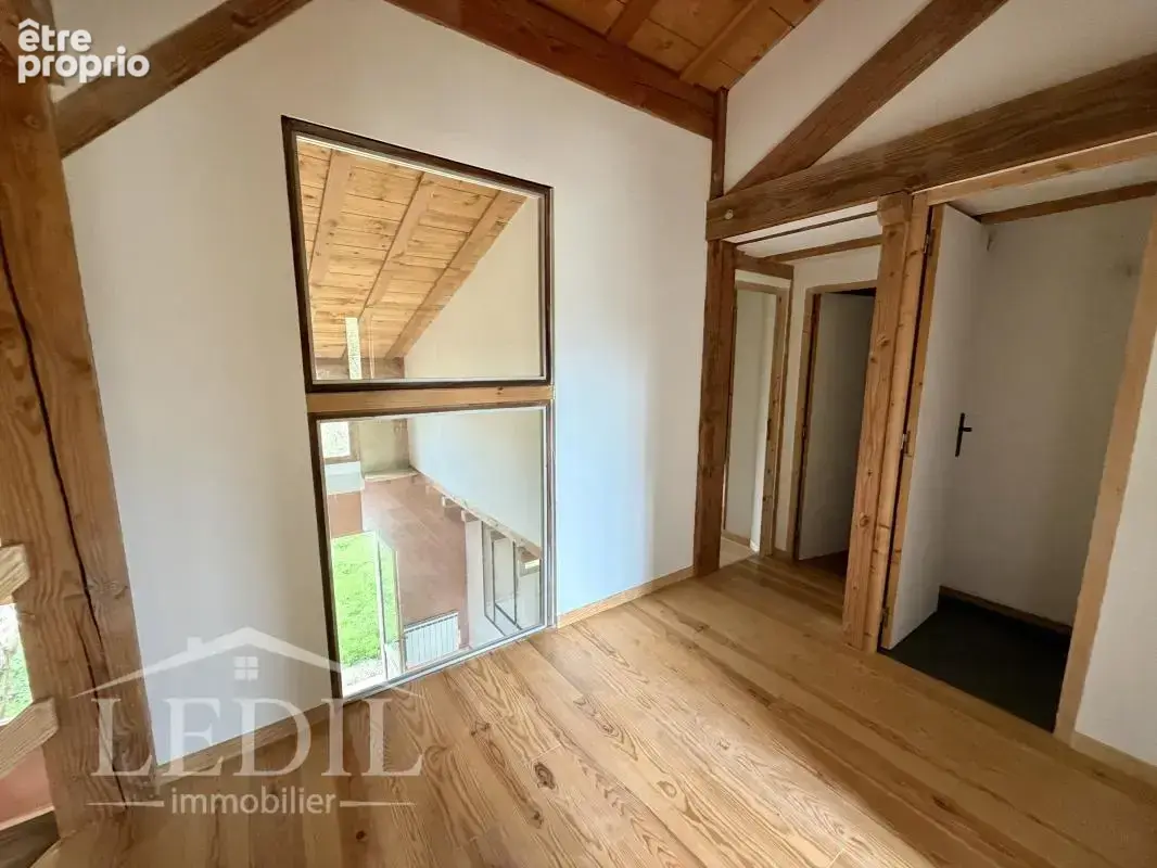 Maison de village écologique avec terrain et dépendance - photo 4