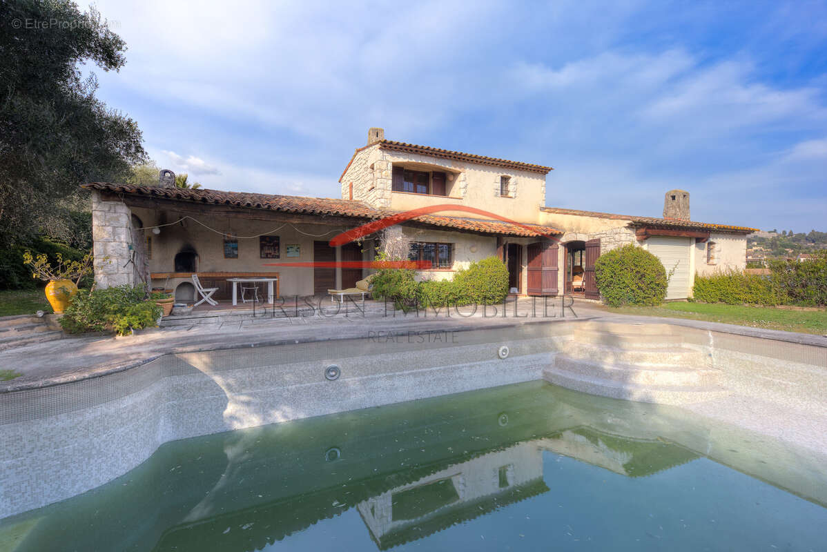Maison à LA COLLE-SUR-LOUP
