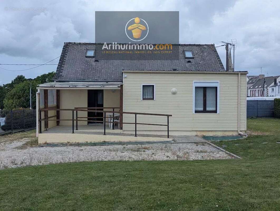 Maison à PLEUGRIFFET
