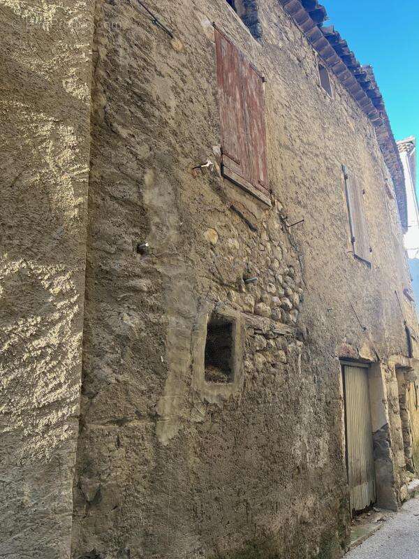 Maison à BUIS-LES-BARONNIES