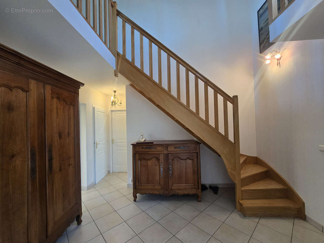 Maison à COULOMMIERS