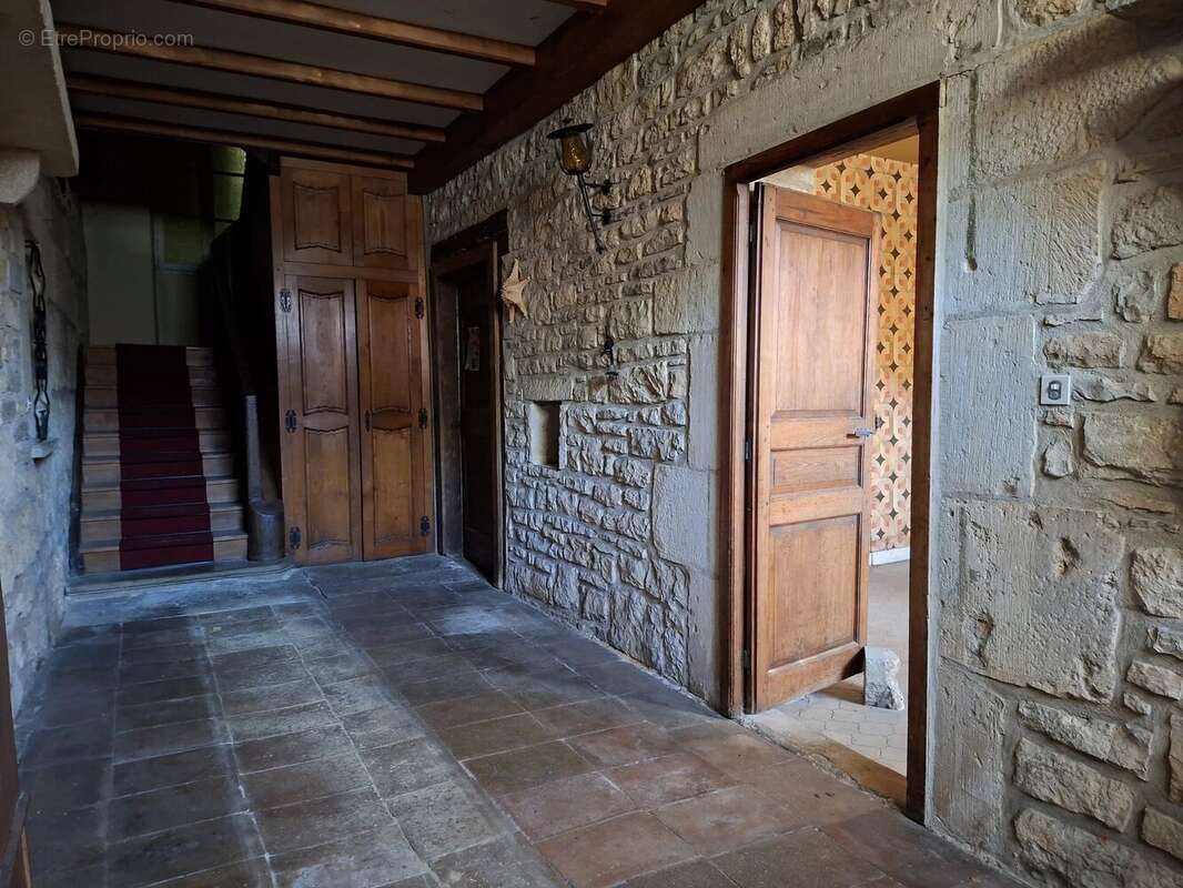 Maison à CAYLUS