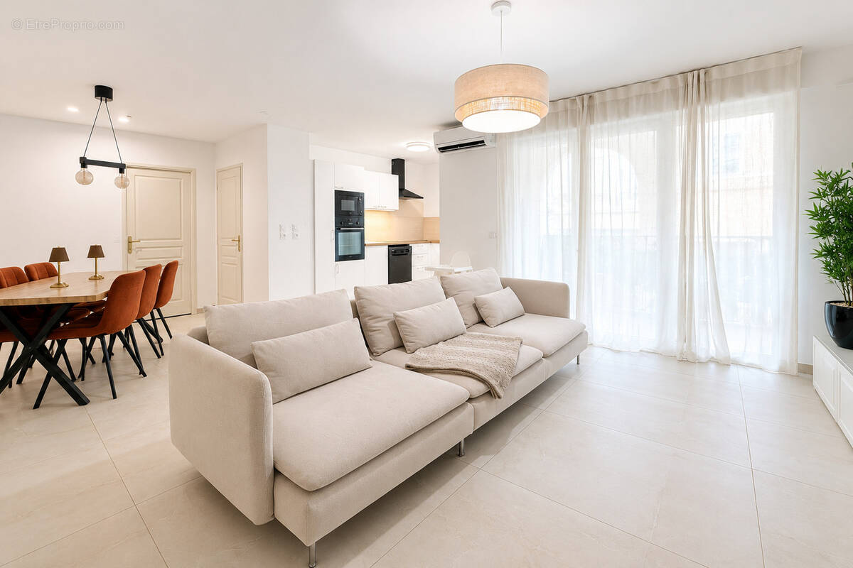 Appartement à OLLIOULES