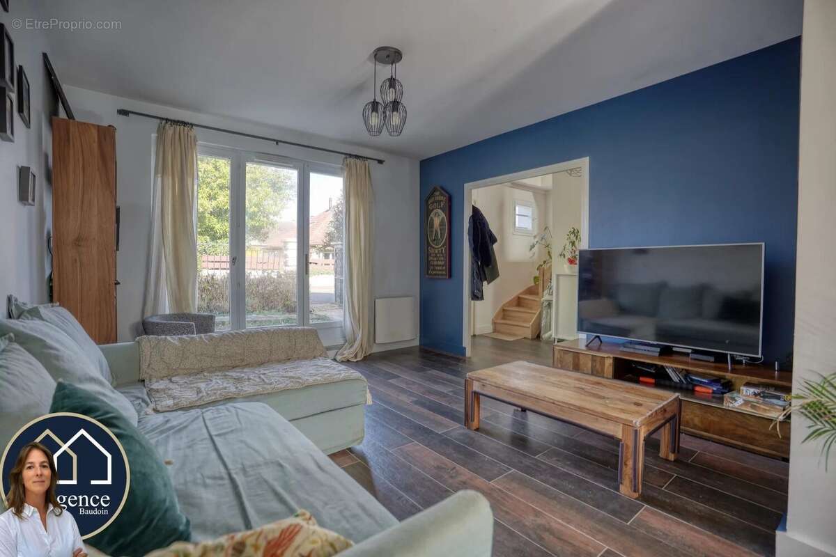 Maison à ECQUEVILLY