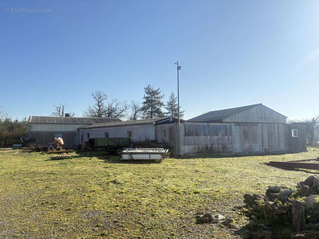 Maison à PONT-HEBERT