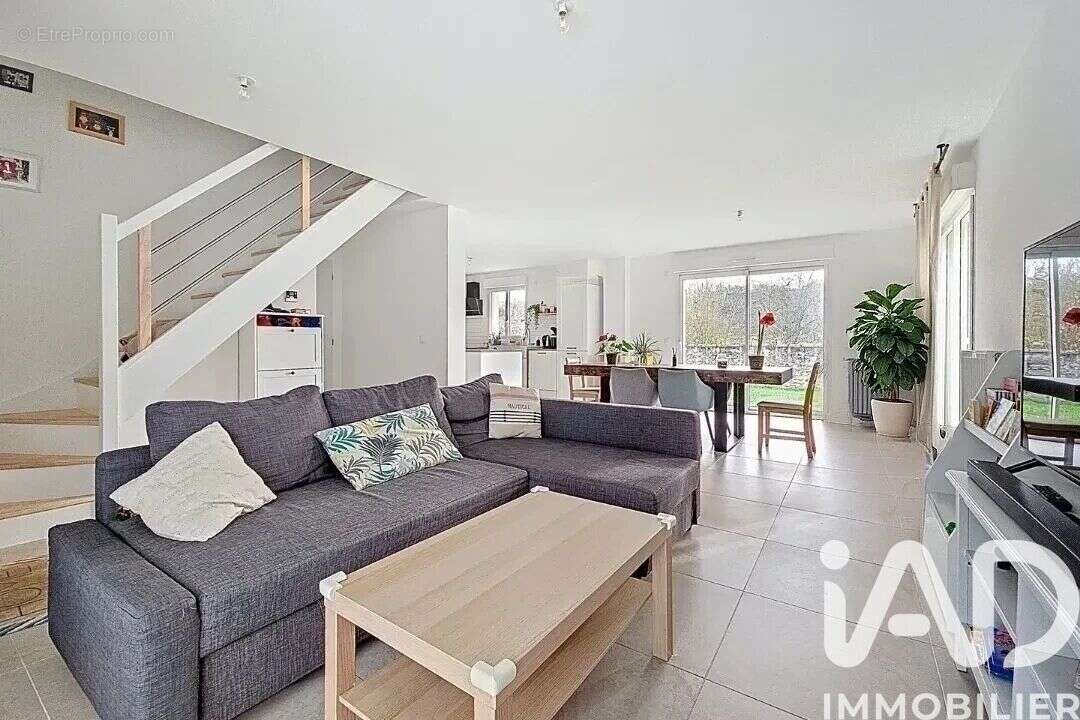 Photo 4 - Maison à DANNEMOIS