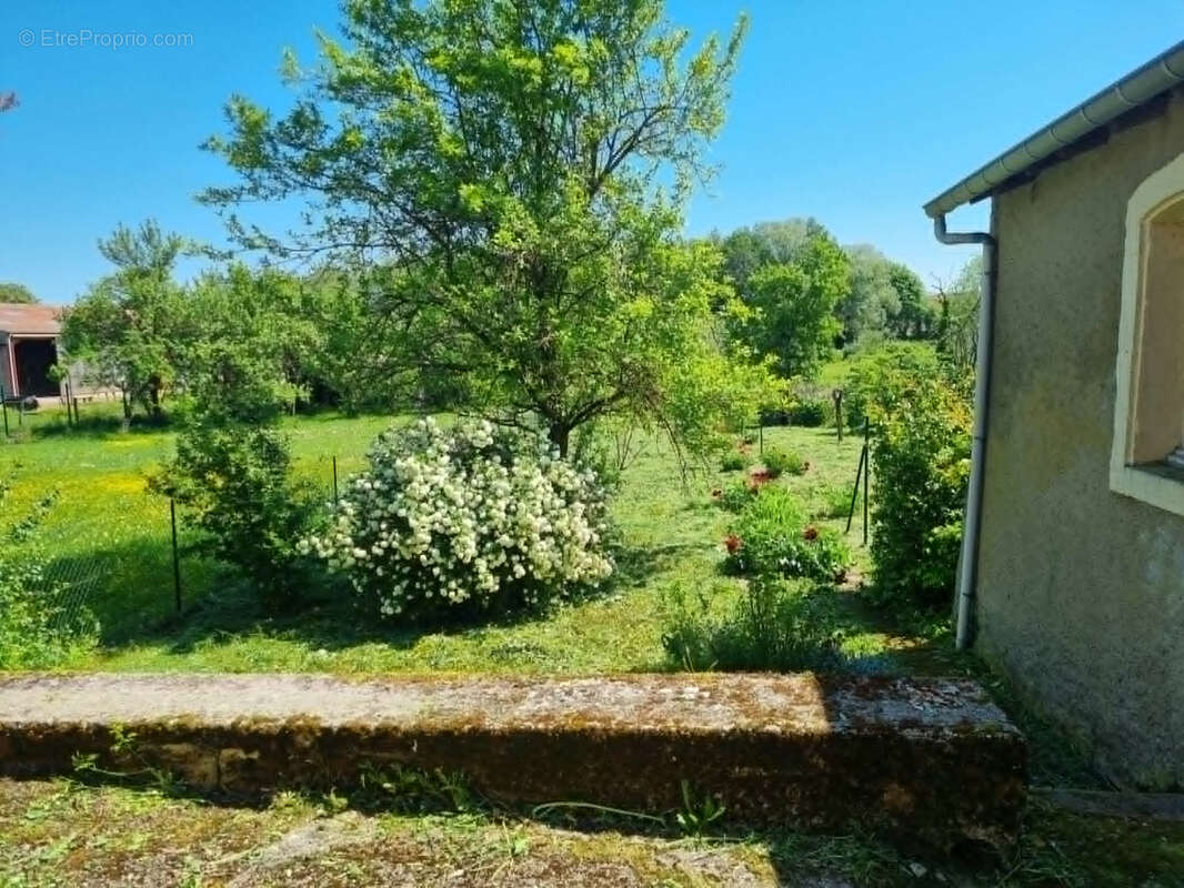 Maison à VIVIERS