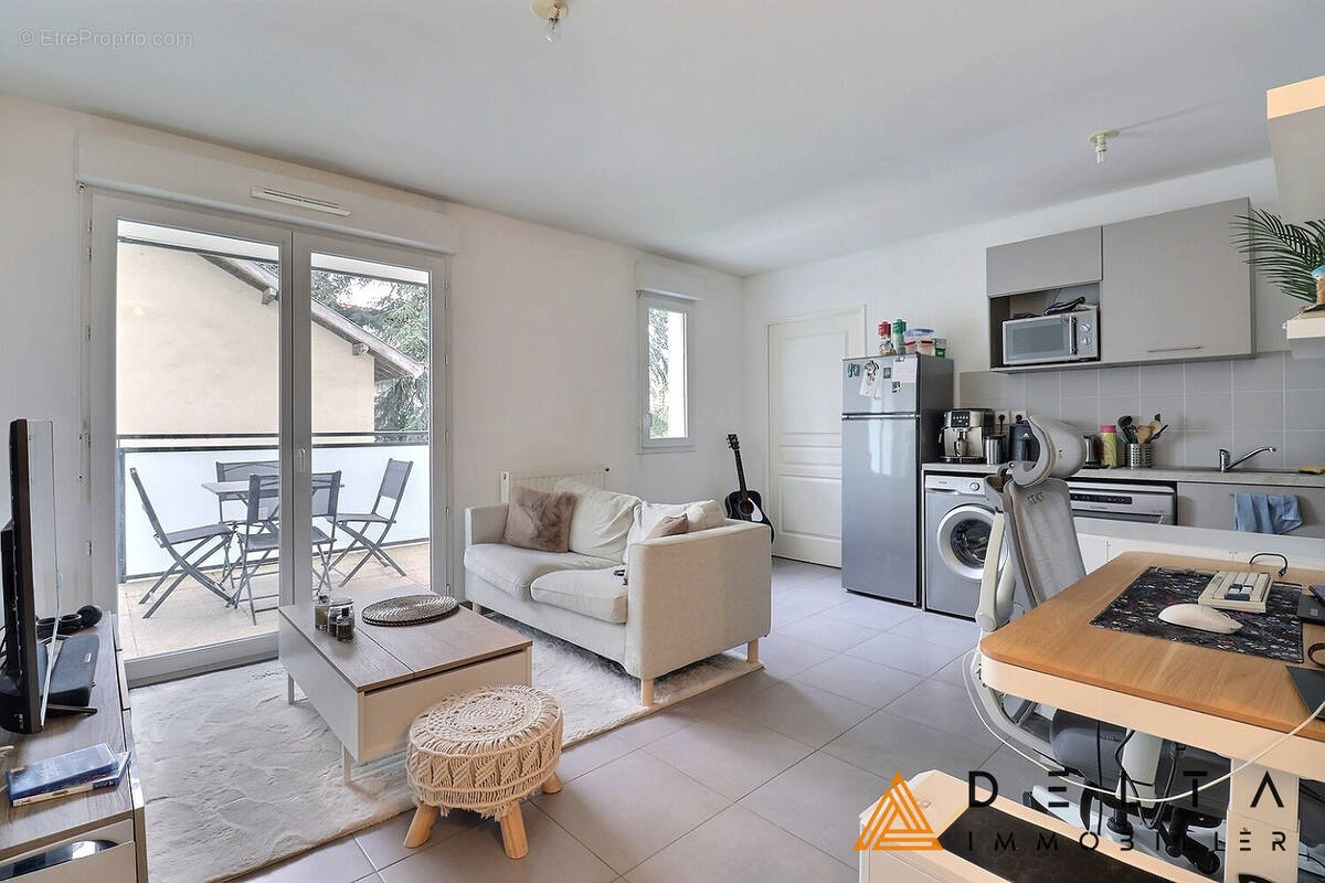 Appartement à TASSIN-LA-DEMI-LUNE