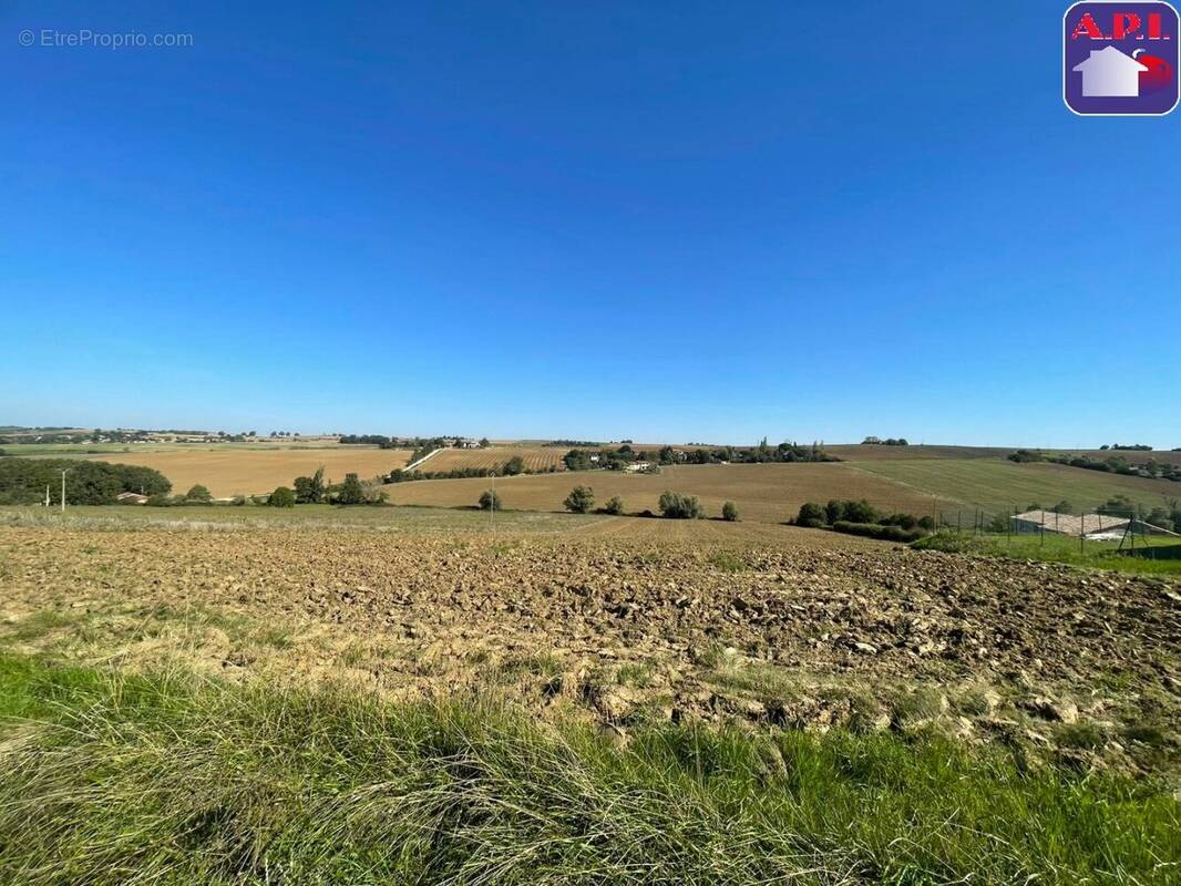 Terrain à AUTERIVE