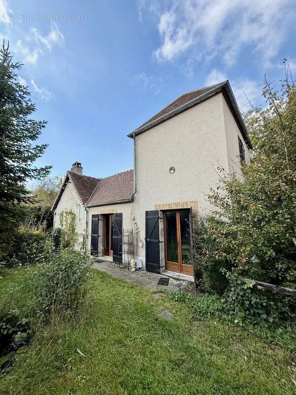 Maison à SAINT-MARTIN-DU-TERTRE