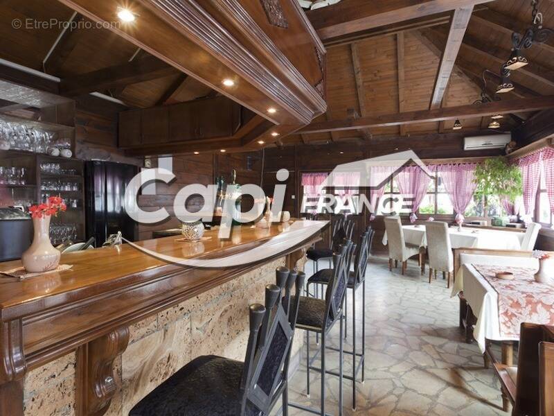 Commerce à SAINT-JEAN-DE-BELLEVILLE