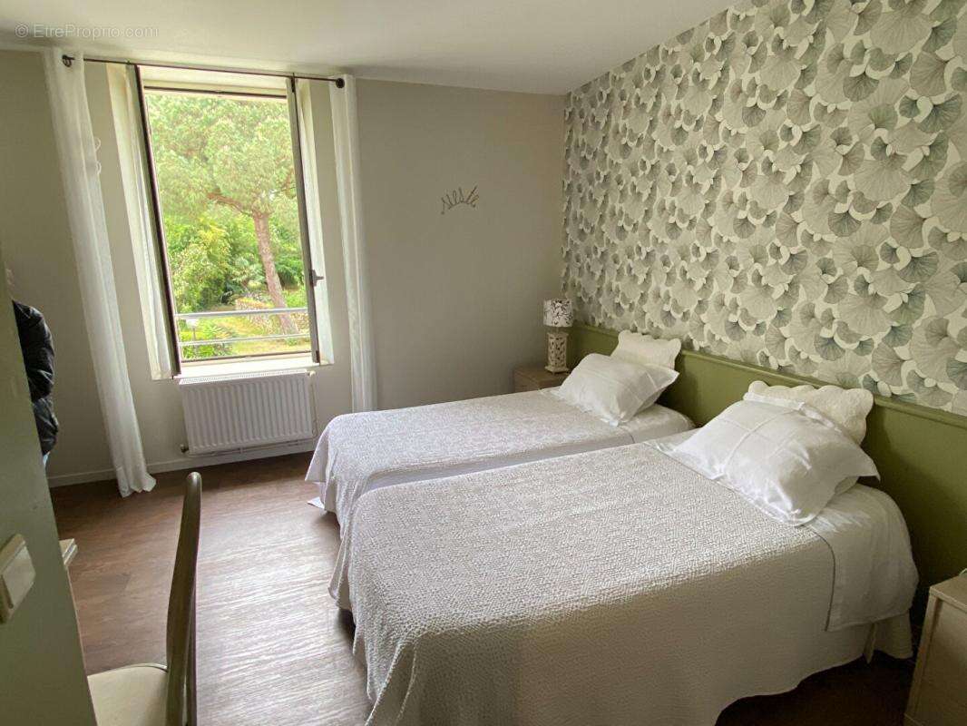 Maison à SAINT-MACAIRE