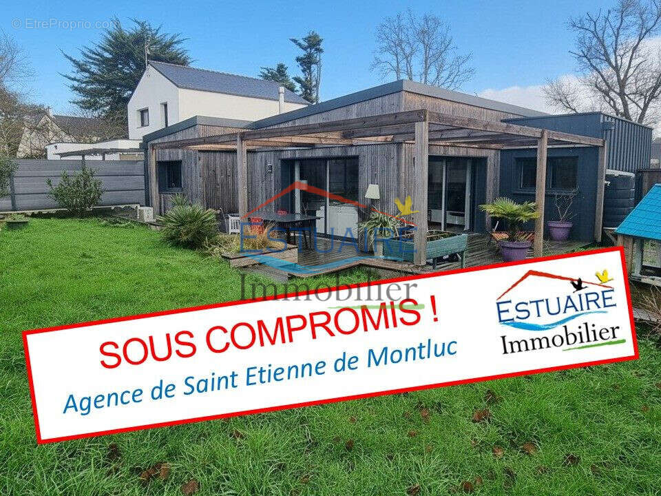 Maison à SAINT-ETIENNE-DE-MONTLUC