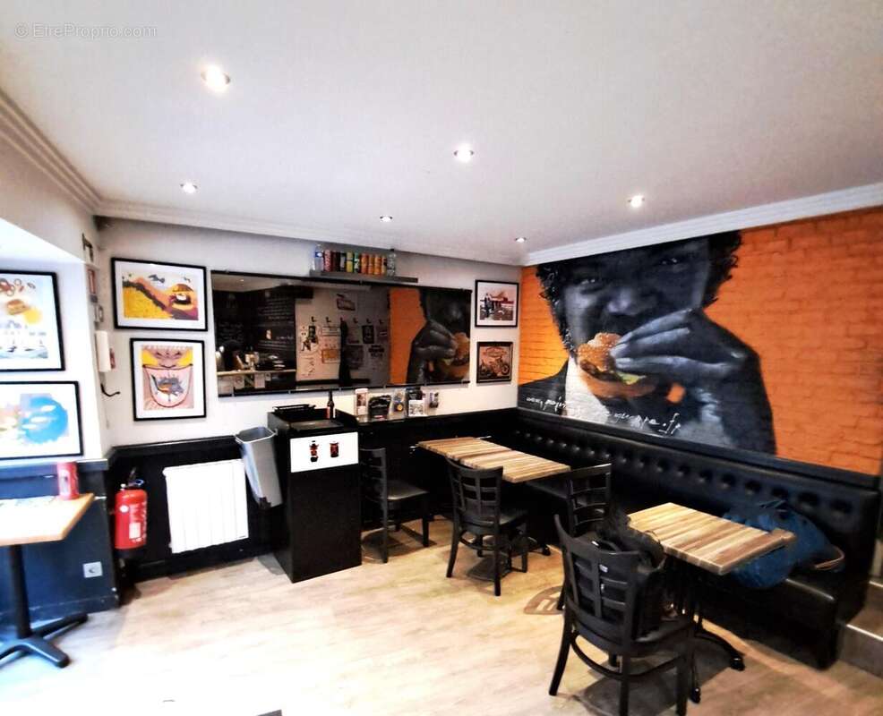 Photo 3 - Commerce à VITRE