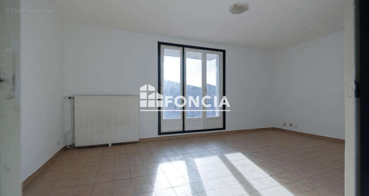 Evry-Courcouronnes - T2 - 49,25 M2 - photo 8