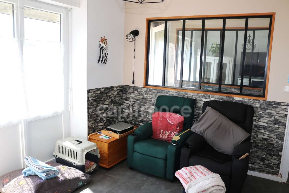 EXCLUSIVITE Maison à vendre 6 pièces PLOUHINEC (29) 4 chambres de 143 m2 sur un terrain de 1373 m2 - photo 6