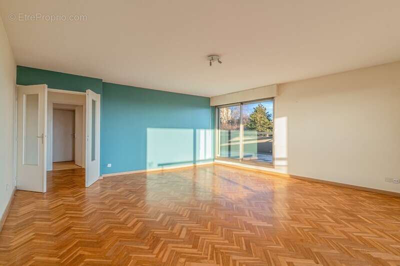 Appartement à SAINTE-FOY-LES-LYON