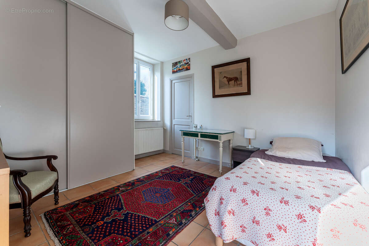 Maison à FRANCHEVILLE