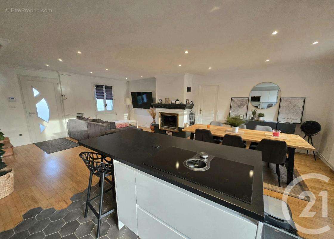 Maison à BRENOUILLE