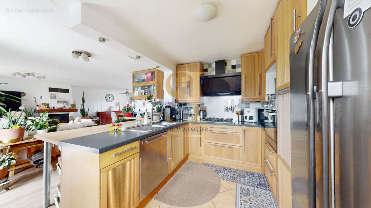 Maison à LA VILLE-DU-BOIS