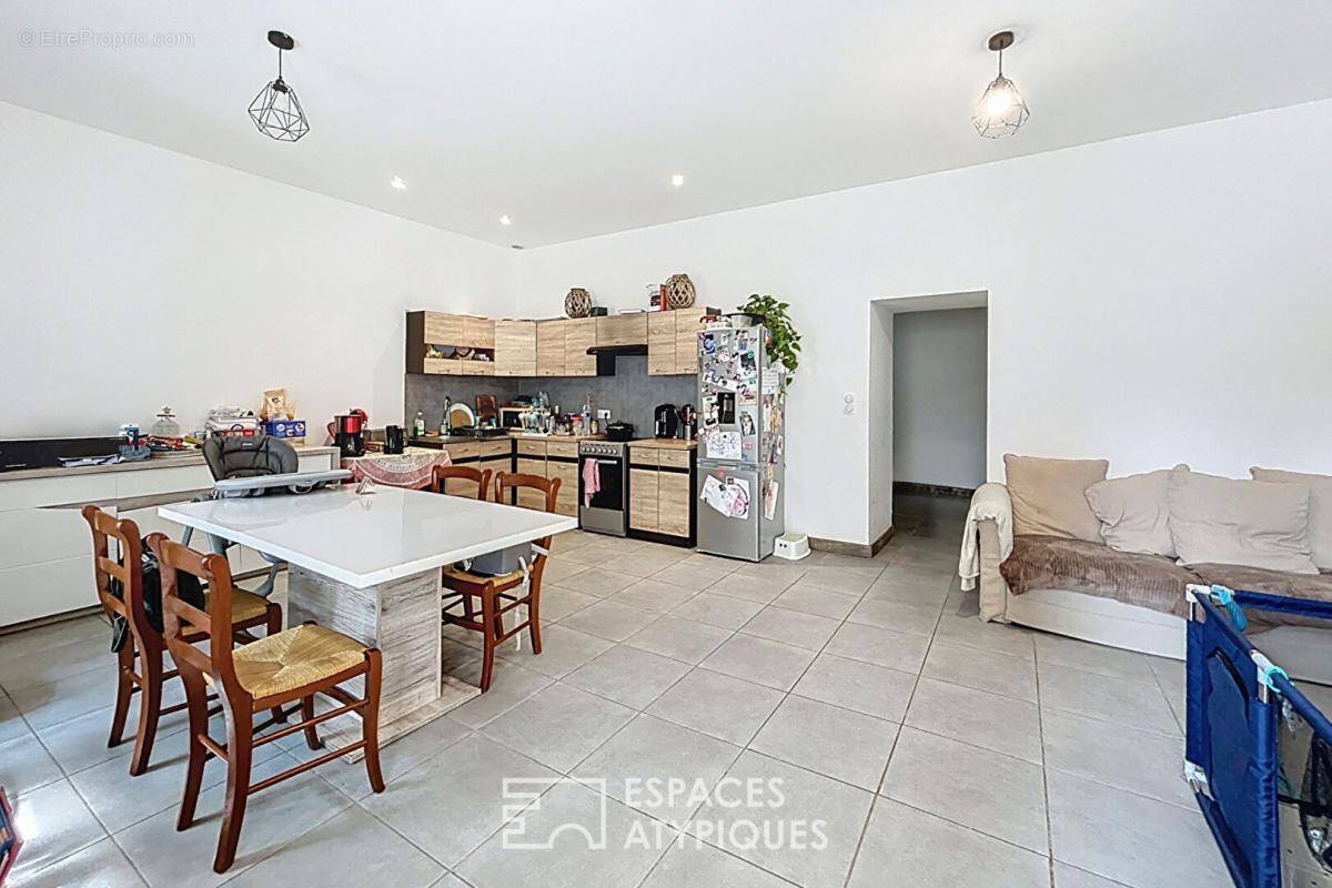 Maison à CADILLAC-EN-FRONSADAIS