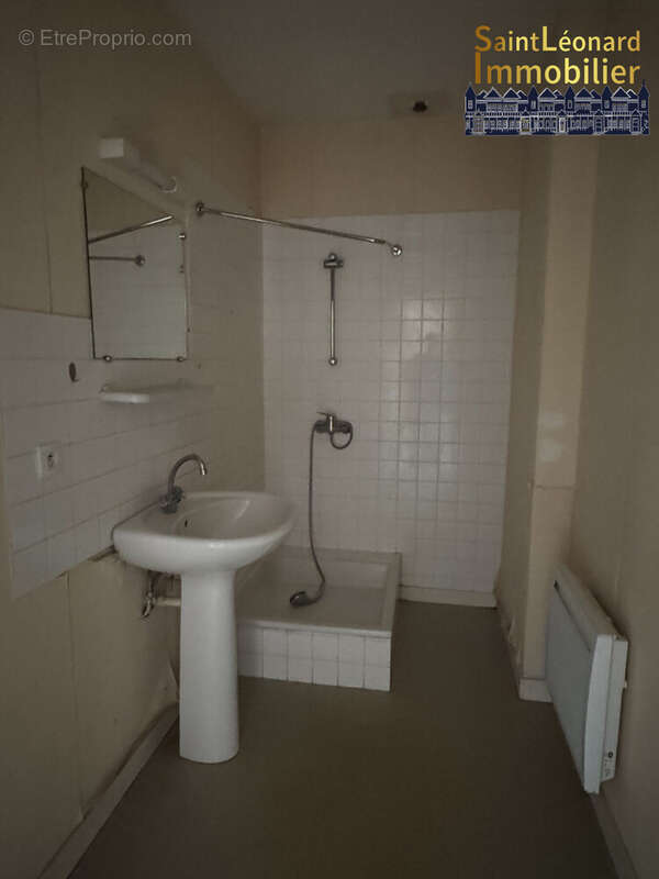 Appartement à FOUGERES