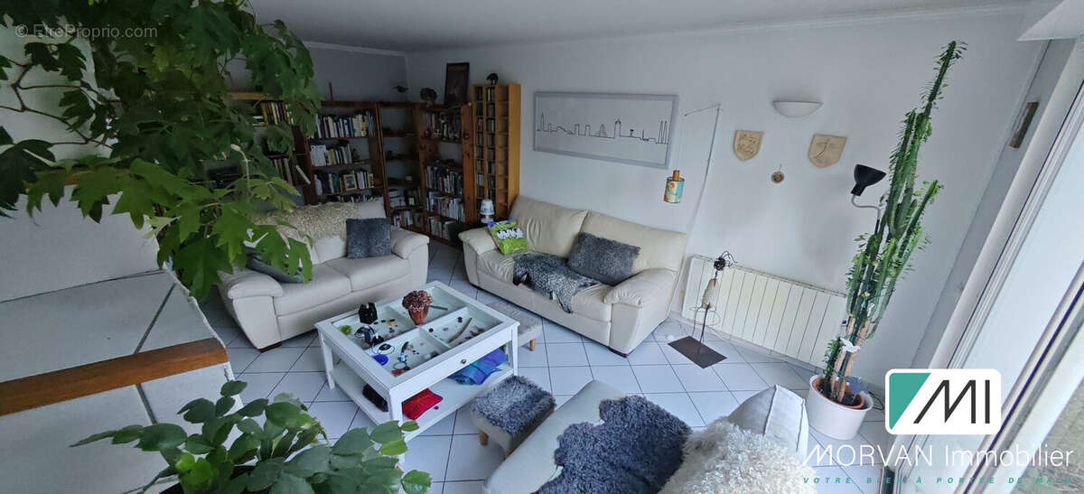 Maison à ORPHIN