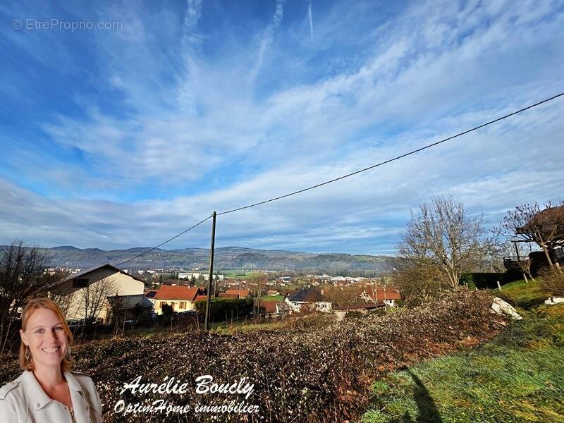 Terrain à SAINT-LAURENT-DU-PONT
