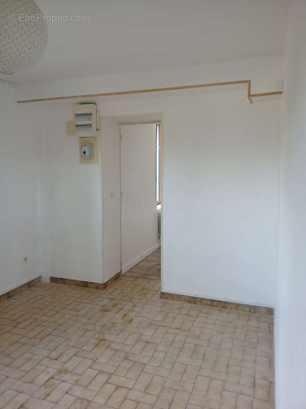 Maison 75 m² à La Guerche-Sur-L'aubois  - photo 4