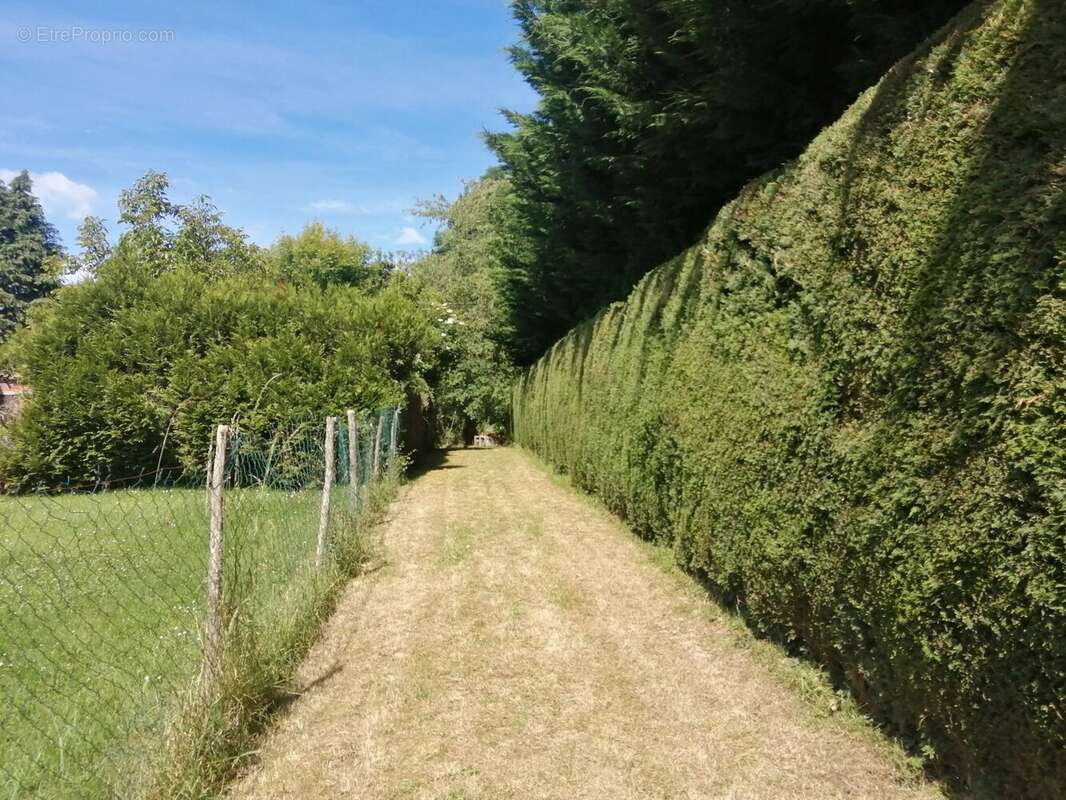 Maison de caractère dans un hameau - photo 11