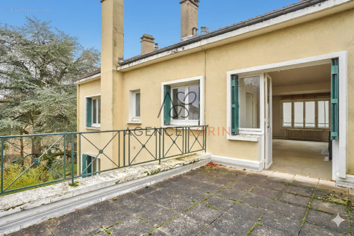 Appartement à LE VESINET