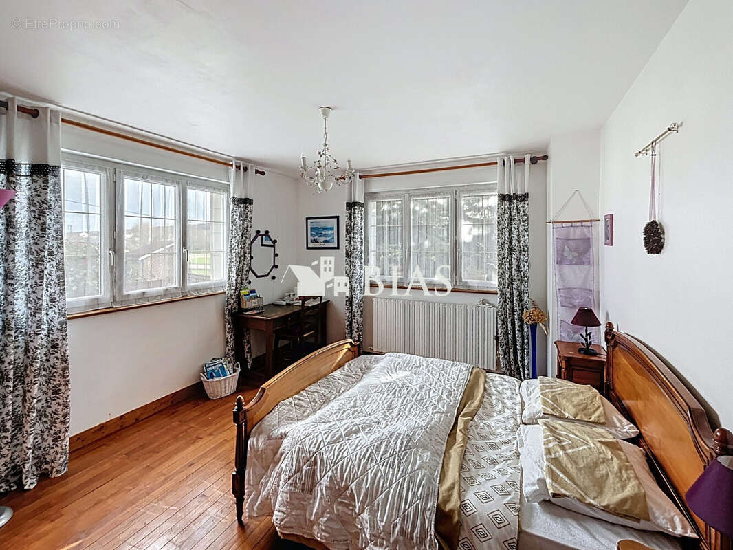 Maison à CAUDEBEC-LES-ELBEUF